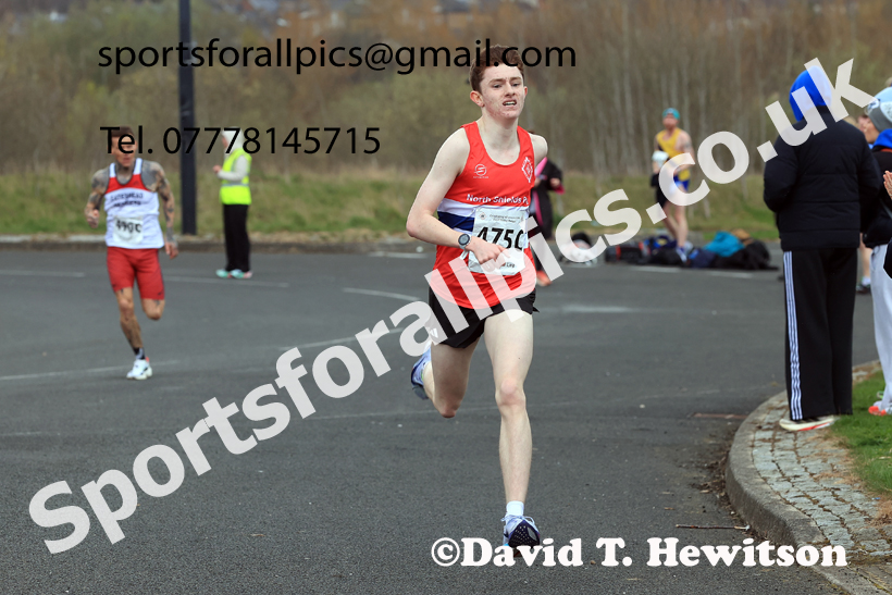 Senior Mens relay, 2026 Elswick Harriers Good Friday Road Relays and Young Athletes, Newburn,  Newcastle upon Tyne. Photo: David T. Hewitson/Sports for All Pics